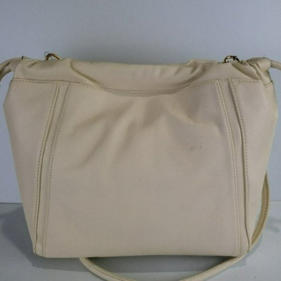 Calvin Klein Sienna Crossbody -Cherub White - Picture 3 of 5